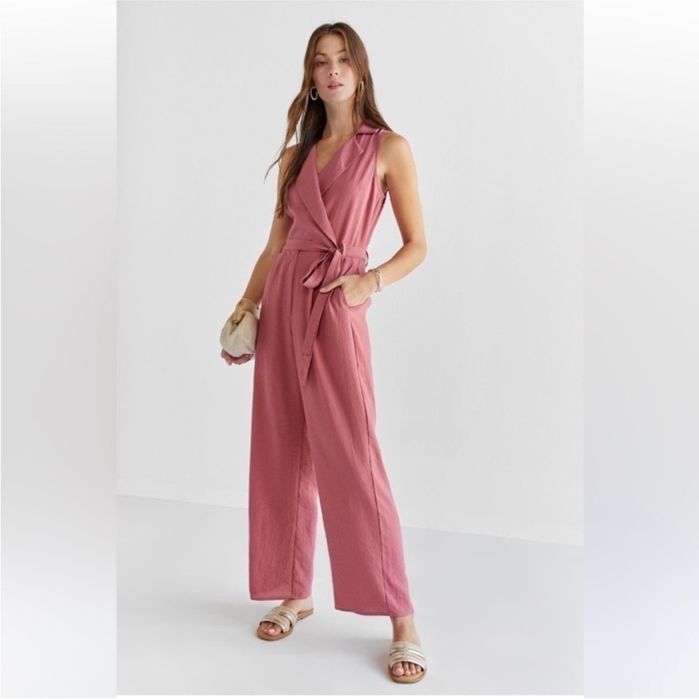Audrey Parks and Francesca’s Utility Tie Waist Jumpsuit